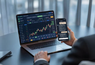 Foto que ilustra o artigo a respeito da inflação e do interesse em criptoativos alternativos