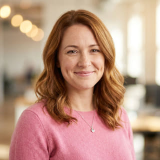 Foto de perfil de Emily Watson, identificada como Responsável pelo Suporte ao Cliente em Renditell